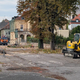 FOTO in VIDEO: Na Trubarjevi ulici padel mogočni kostanjev drevored, Mariborčani zgroženi