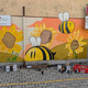 FOTO in VIDEO: Maribor dobiva nove poslikave: Otroške risbe na stene prenaša znani grafitar