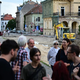 Kdo bo odgovarjal za posek kostanjev na Trubarjevi? Občina po shodu razkrila, kaj se zdaj dogaja