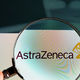 AstraZeneca pod drobnogledom: zapleti se vrstijo, podjetje v bran cepivu