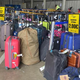 Pozor, ne nasedajte! Goljufi v imenu slovenskega letališča ugodno prodajajo izgubljeno prtljago (v resnici željo zlorabiti vaše podatke)