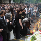 Starši ubitih otrok v strelskem napadu v Beogradu na ulicah: poglejte, kaj zahtevajo