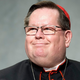 Več vidnih predstavnikov cerkve obtoženih spolnih zlorab najstnic: med njimi tudi vplivni kardinal
