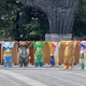 Ste tudi vi na Trgu republike zasledili nenavadne medvede? Razkrivamo, kaj predstavljajo (FOTO)