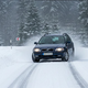 Na zasneženih cestah je pravi kaos: če boste upoštevali teh 5 pravil, bo vožnja v izrednih razmerah znosnejša