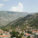 Ostanki in skrivnostne najdbe pozabljenega starodavnega mesta v BiH arheologom še danes ne dajo spati: njegovi prebivalci so verjeli v — grške bogove! Ste že slišali zanj?