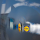 Lidl pripravlja osupljivo novost: nora ideja močno odmeva, trgovski rival se je že pritožil, zadeva pred realizacijo