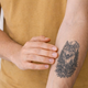 Psihologi so si enotni: ljudje s tetovažo na roki si delijo eno skupno lastnost