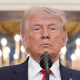 Evropski voditelj Trumpa šokiral s prav posebnim darilom