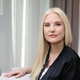 Suzana Lovec v podkastu Neobremenjeno: "Demokracija ne sloni na resničnostnih šovih"
