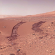 Rover Curiosity vozil po Marsu, ko so v agenciji NASA nenadoma prižgali alarm: posnetki razkrili zgodbo, o kateri se jim še sanjalo ni