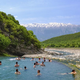 Biser Balkana, za katerega ve le malokdo: turisti v njem obiskujejo naravni fenomen, ki slovi po zdravilnih učinkih