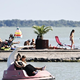 Turisti med kopanjem zagledali prizor, od katerega jim je zaledenela kri v žilah: skrivnostno morsko bitje se je pojavilo tik ob obali (gre za to žival)