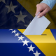 Delni izidi volitev v BiH kažejo na poraz Izetbegovića, Komšića in Dodika