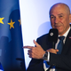 Volilna komisija pod političnim pritiskom