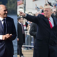 Trump »posnemal« Janšo