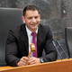 Ali opozicija razume, da moralno ogorčenje ne bo dovolj?