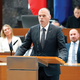 V središču / Posmeh boju proti korupciji