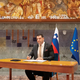 V središču / RTV – Radio Televizija Vlade