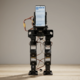 Robot, ki ga poganja star telefon za 50 evrov