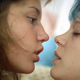 Zvezdnici 10 dni snemali lezbični prizor: ''Počutila sem se kot prostitutka''