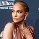 Jennifer Lopez znova razvnela splet: fotografije, ki so v hipu postale viralne