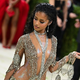 Njen najbolj seksi videz doslej: Zvezdnica zanetila Met Gala