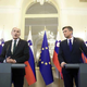Pahor daje Janši ključe Banke Slovenije