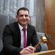 Stevanović naj zamenja slogan Resni.ce. Moč ljudem? Ne, moč Janši