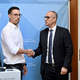 Je minister Ostrc radiologom prižgal zeleno luč za 20 tisoč evrov plače?