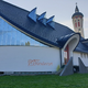 Kristjanofobija še vedno močno prisotna v Sloveniji: Na cerkev v Mariboru vandali napisali “smrt klerofašistom”