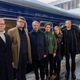 Janševemu zgledu sledijo nasprotniki kot sopotniki! Z vlakom je v Kijev odpotovala delegacija zunanjih ministrov, pred tem pa Fajon in Šarec
