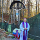 Škof Saje v Kočevskem Rogu: Preprečevanje spoštljivega pokopa zverinsko pobitih je zločin zoper človečnost