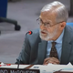 [Video] Rusija brani interese v OZN z zmedenim upokojenim analitikom Cie