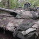 FOTO in VIDEO: Ukrajinska vojska zasegle najsodobnejši tank, ki ga premorejo ruske sile