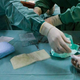 Incident v splitski bolnišnici: Ginekolog mlajši kolegici grozil s skalpelom