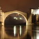 VIDEO: Pretresljiv še neobjavljen posnetek tankovskega napada in uničenja Starega mosta v Mostarju