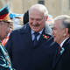 FOTO: Po Putinu v resnih zdravstvenih težavah Lukašenko?