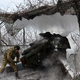 Ukrajina odbila več ruskih napadov, znova mrtvi