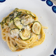 Preprost recept italijanske none za božanske poletne testenine z bučkami