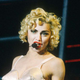 Nekdanja igralka razkrila, da je pokojni zvezdnik skrivaj hodil z Madonno