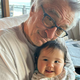 80-letni Robert De Niro navdušen ob prvem rojstnem dnevu hčerke