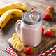 Zakaj v smoothieje ne bi smeli dodajati banan