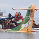 V Viktorijino jezero v Tanzaniji strmoglavilo potniško letalo