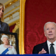 Tudi Biden se je v Westminstrski palači poklonil preminuli kraljici Elizabeti II.