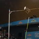(Kar 6,22 m!) 23-letni Armand Duplantis postavil nov svetovni rekord v skoku s palico