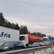 Pod Bratuškovo na slovenskih avtocestah spet vse stoji: Zaradi podaljšanega konca tedna bo na cestah še dodatno zgoščen promet