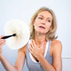 Kako si olajšati simptome menopavze