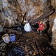 V jamah na Pivškem precej stare nesnage, pogosto pa tudi mrhovina