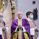 Velikonočno voščilo škofov: Praznik je zaznamovan z zlom vojne v Ukrajini